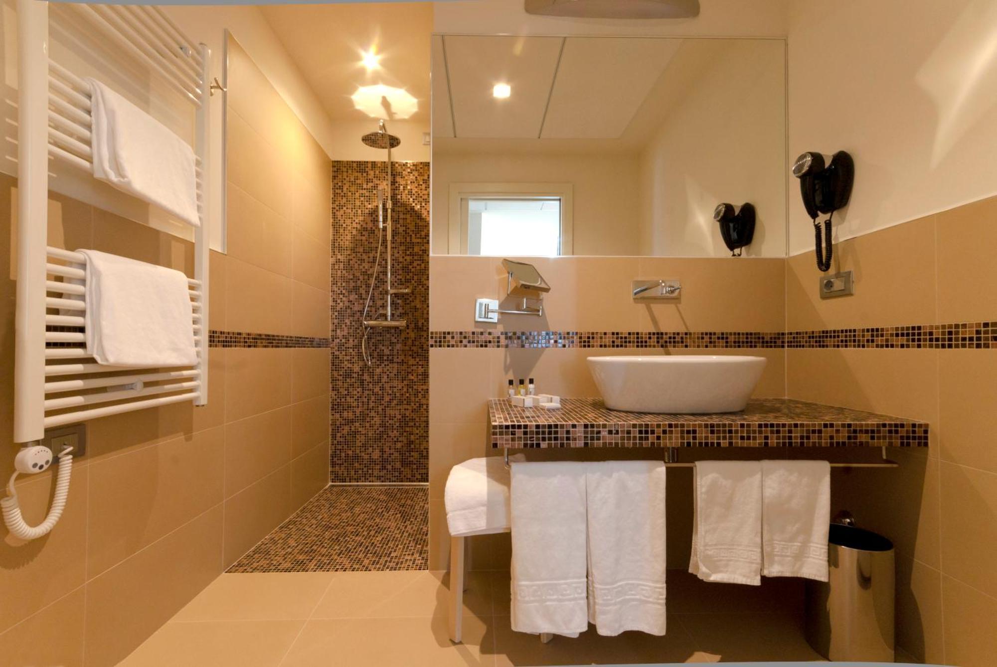 Hotel Glamour Bassano del Grappa Pokoj fotografie